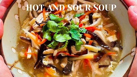 Hot and Sour Soup/酸辣湯