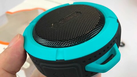 Fenix Portable Wireless Waterproof Bluetooth 3.0 5W Speaker with Built in Mic and Suction Cup review