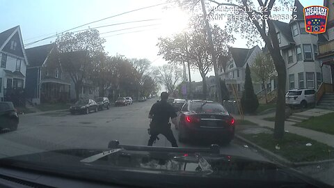 Dash Cam: Milwaukee Police Chase of Drug Dealer