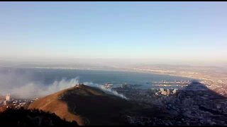 WATCH: Firefighters battle Signal Hill fire (5Bh)