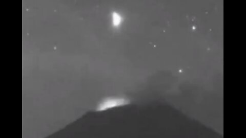 Triangle UFO Seen over Mt. Popo