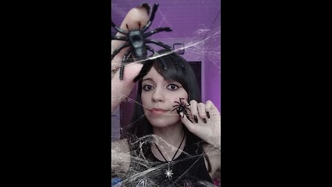 Seu cabelo tá cheio de aranhas 🕷🎃