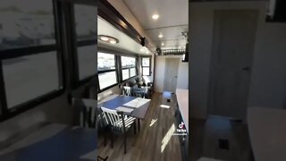 3 Bedroom, 2 Bathroom Fifth Wheel RV that’s WILDLY Popular | 2022 Avalanche 390DS #shorts #rv