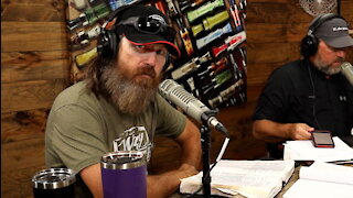 Jase Is in Trouble with Missy for Telling Stories & Why Miss Kay Had to Pay to Marry Phil | Ep 336