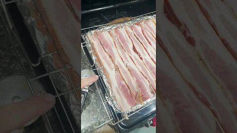 Life hack?! Use the cooling rack on top of an aluminum foil lined cookie pan for bacon