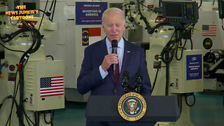 Biden mumbles reading from his giant teleprompter, lies again that he lost his son in Iraq.
