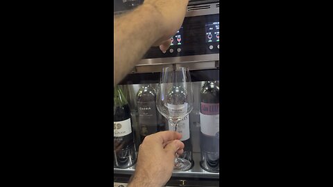 wine tasting in Evino Brazil