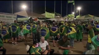 Protesters against Lula da Silva are in front of Headquarters of Army in Brasília