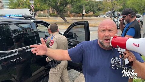 EXCLUSIVE MUG CLUB SNEAK PEEK: ALEX JONES HARASSED BY STATE POLICE FOR CONFRONTING GOVERNOR ABBOTT