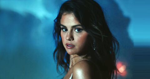 Selena Gomez, Rauw Alejandro - Baila Conmigo