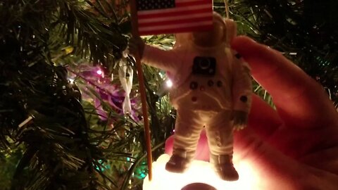 The Christmas "Space Man Ornament" 1994 - The Eagle Has Landed (4K Ultra HD)