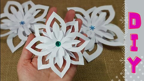 DIY White Paper Snowflake - Christmas Decorations 2024