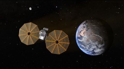 Spacecraft Will Slingshot Around Earth