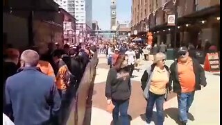 Orioles fans walk into Oriole Park at Camden Yards for first time in 2022