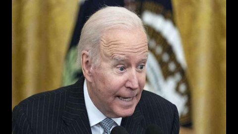 Awkward: Asked if He Underestimated Putin, Biden Stares Vacantly and Picks His Teeth