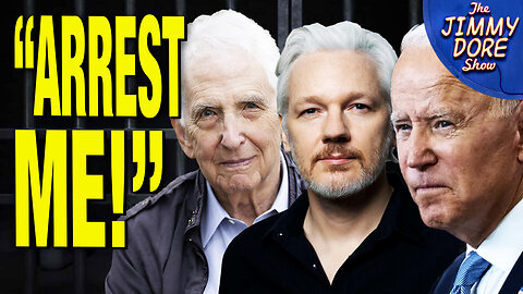 Daniel Ellsberg Demands Biden Throw Him In Jail With Assange