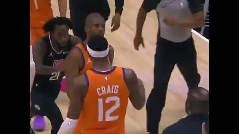 Patrick Beverley gets ejected after pushing Chris Paul in the back