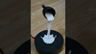 My first week of 3D Printing: Floating cup with splashing liquid.