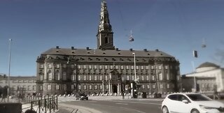 [FULL VIDEO] Tommy Robinson shows his BANNED film Silenced to members of the Danish Parliament