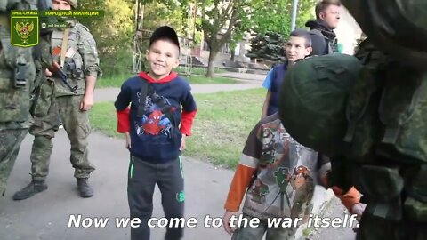 Children Of The Liberated Svetlodarsk Joyfully Met The Fighters Of The LPR