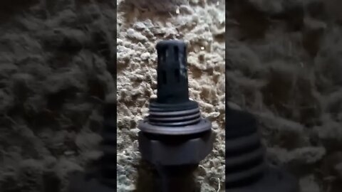 1996 Jeep Cherokee Straight 6 O2 Sensor - What do they look like?