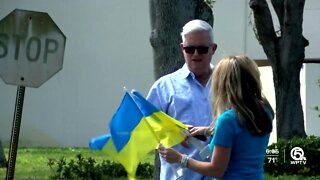 Drive-thru donation event for Ukraine held in Delray Beach