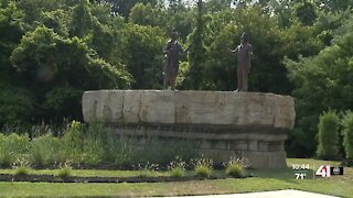 400-pound statue stolen from Kansas City, Missouri, park