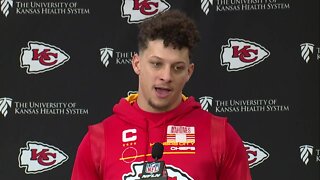 Vague Mahomes on ankle