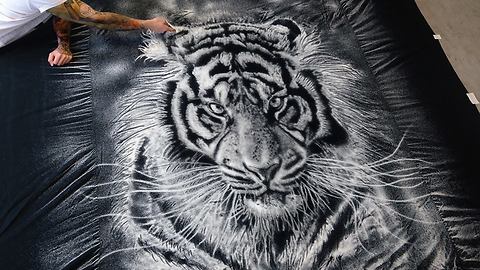 Incredibly realistic tiger portrait made with only 1 ingredient