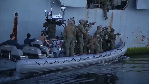 Force Recon Marines Conduct Boat Assault Force Training