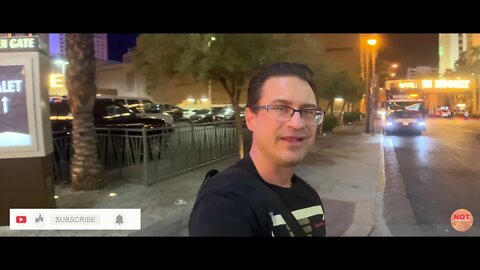 Vegas Videobomb Challenge Fremont Street Vegas - Why Fremont Street is the BEST Place in Vegas...