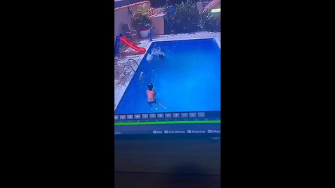 little boy saves girl from drowning