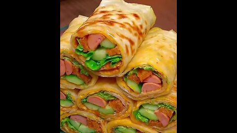 Egg filler paratha roll