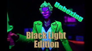 ASMR Unboxing Joker Infinite Frontier Black Light (McFarlane Toys - Gold Label Limited Edition)