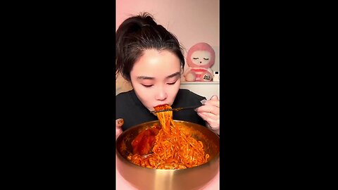 asmr Chinese food eating 😋 || #asmr #food #trending #likeforlikes #viral #chinese #eating #shorts