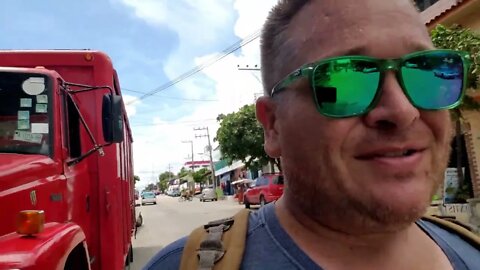 I Witnessed A Robbery And Troubles With My Macbook - Vlog Puerto Escondido Oaxaca Mexico - BST