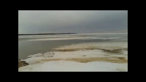 Lake Michigan Ice Melts