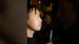 🇪🇸 Chen “el chino franquista” entrevistado en la Calle Ferraz, Madrid