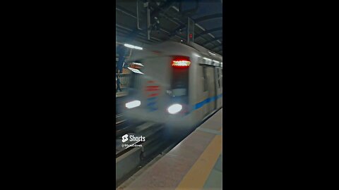 why Delhi metro become famous these days ?? #youtubeshorts #automobile #nature #freefire #carlover