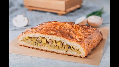 Potato pie with mushrooms and onions