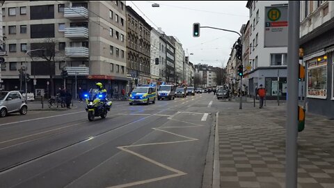 2022-02-19 Duesseldorf Spaziergang gegen Impfzwang