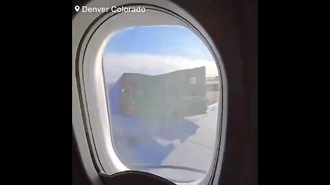BREAKING 🚨 A Houston,Texas-bound Boeing 737-800 Southwest Airlines plane