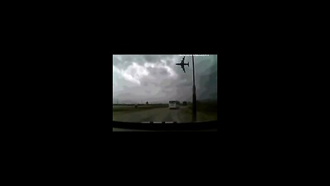Terrifying Moment a Plane Goes Down Caught On Camera