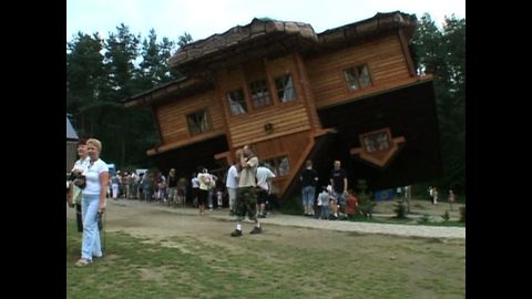 House Built Upside Down Attracts Thousands Of Tourists Every Year
