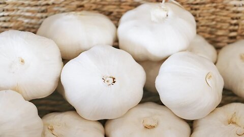 4 Ways to Store Garlic for Very Long Time! CiCi Li Asian Home Cooking Recipes