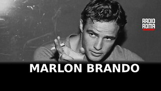 Marlon Brando: 20 anni fa si spegneva il bello e tenebroso di Hollywood