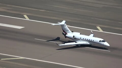 Beautiful Landing at Gibraltar ⬇︎⬇︎⬇︎ Embraer Legacy 500 PLANE SPOTTING GIBRALTAR, Extreme Airport