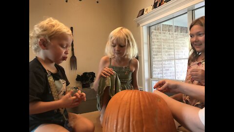 Kids Remove Pumpkin Seeds For The First Time
