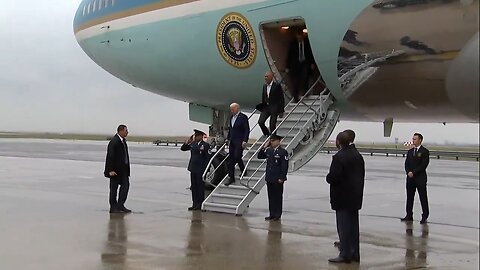 Obama follows Biden down the short stairs after landing in NYC for their day of ritzy fundraising