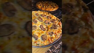 Homemade Chicken Mushroom KaleFredo Gluten Free Pizza ❤️ 👀 #viral #trending #shorts #shorts #pizza